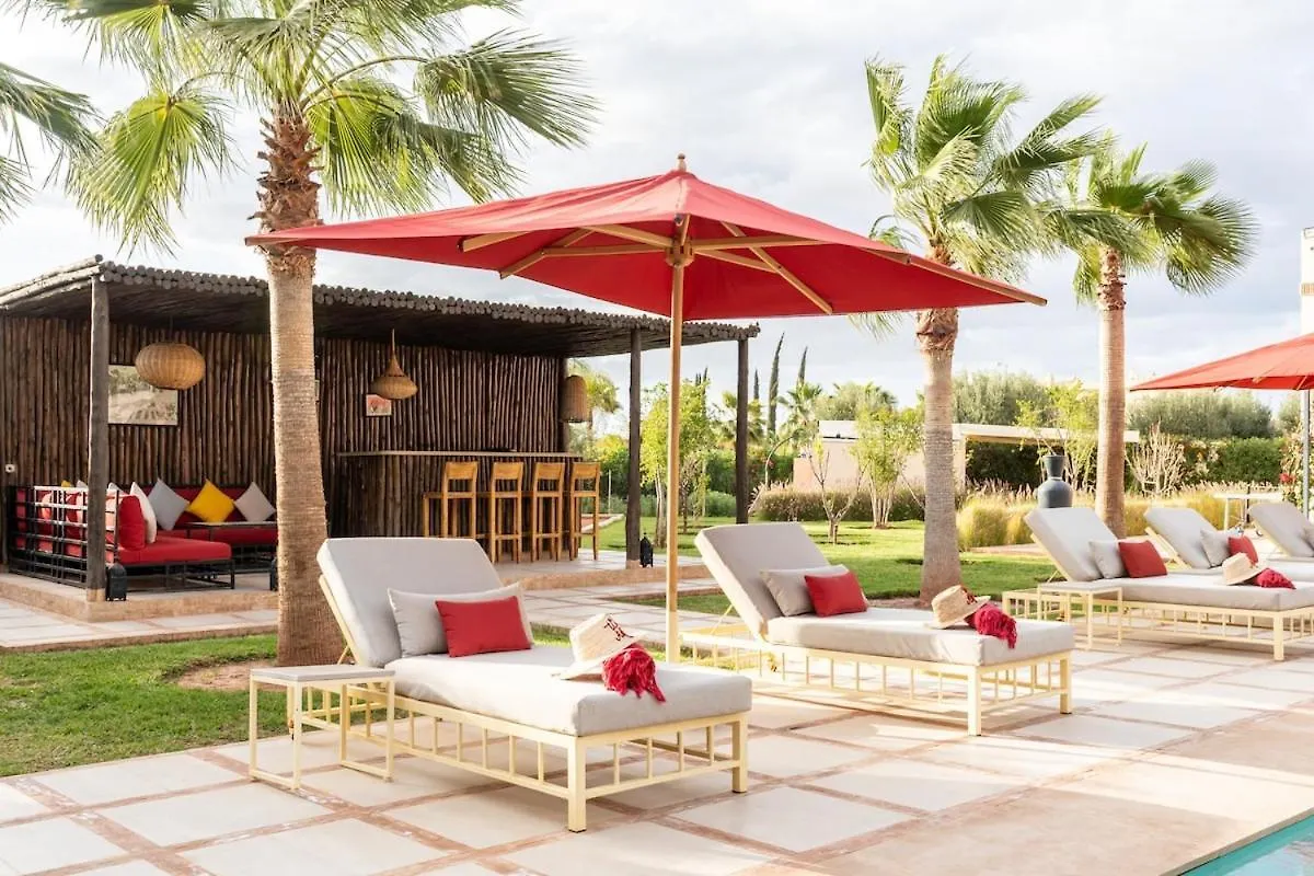 Luxury 5-Suite Villa With Heated Pool, Steam Room & Games Marrakesz
