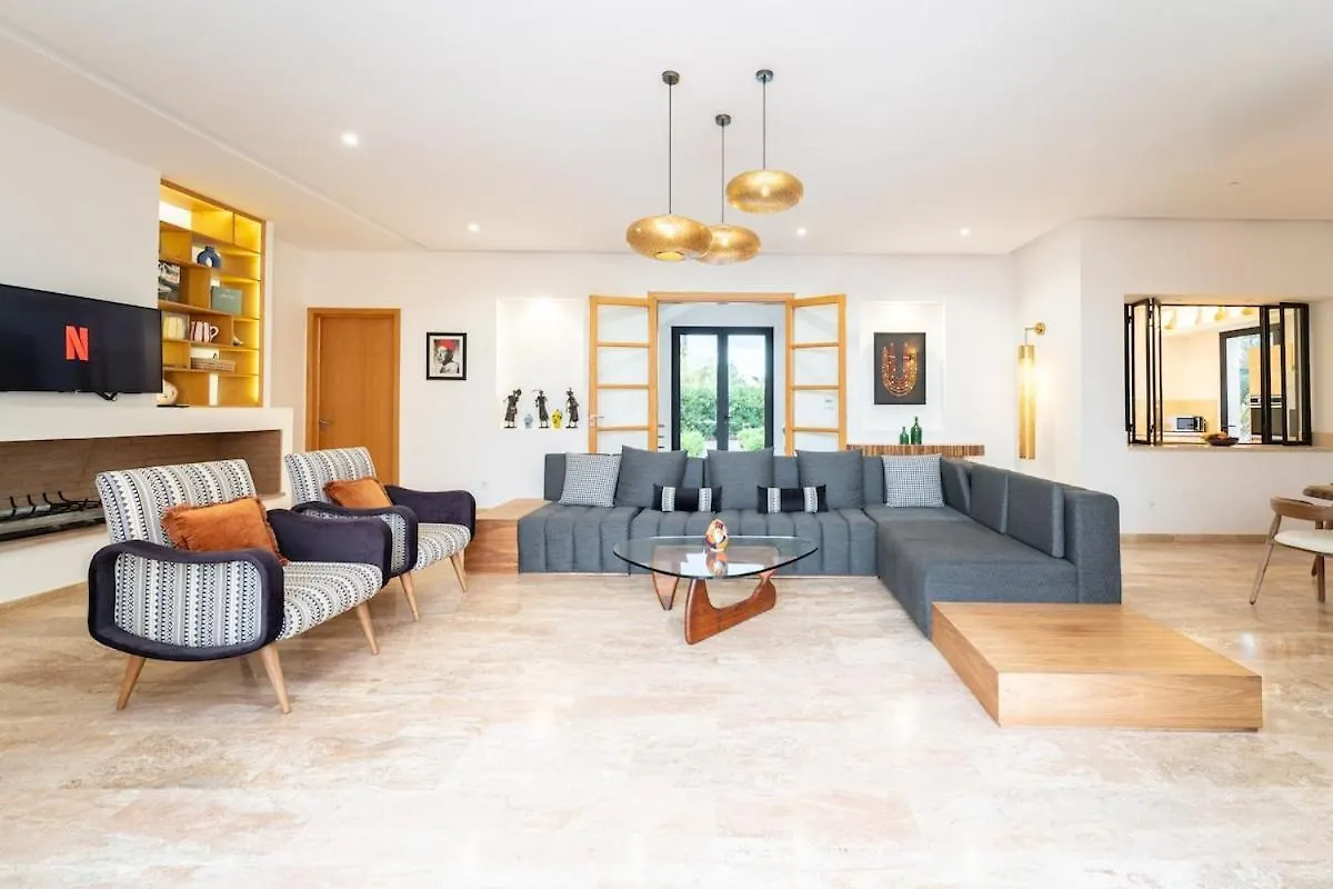 Luxury 5-Suite Villa With Heated Pool, Steam Room & Games Marrakesz