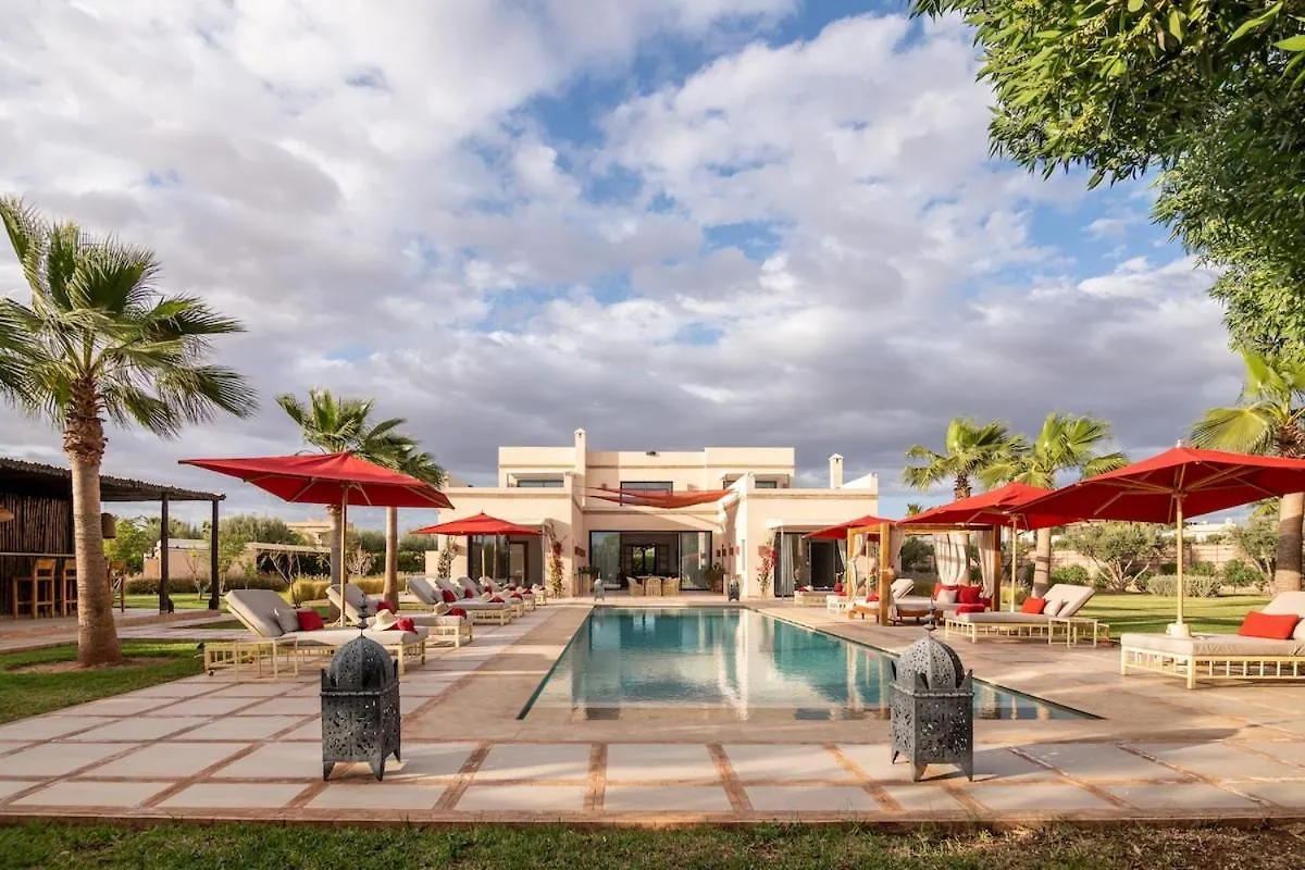 Luxury 5-Suite Villa With Heated Pool, Steam Room & Games Marrakesz 0*,  Maroko