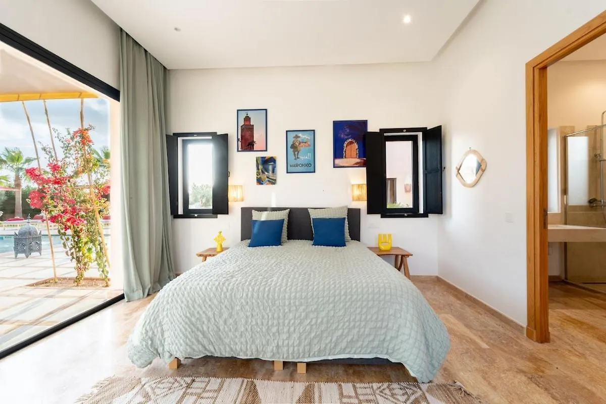 Luxury 5-Suite Villa With Heated Pool, Steam Room & Games Marrakesz 0*,