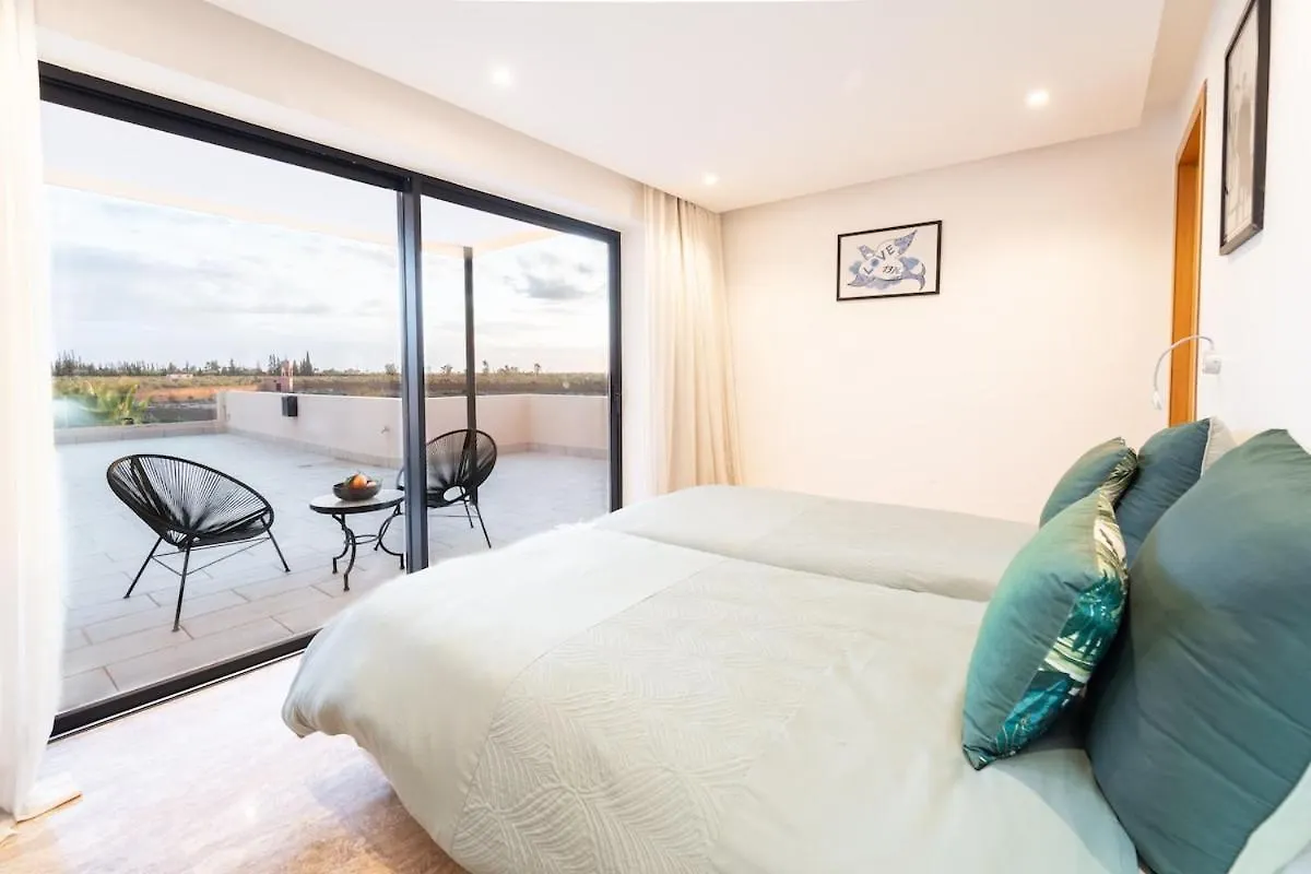 Luxury 5-Suite Villa With Heated Pool, Steam Room & Games Marrákes