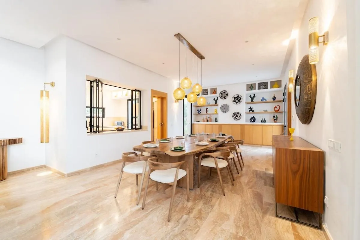 Luxury 5-Suite Villa With Heated Pool, Steam Room & Games Marrákes