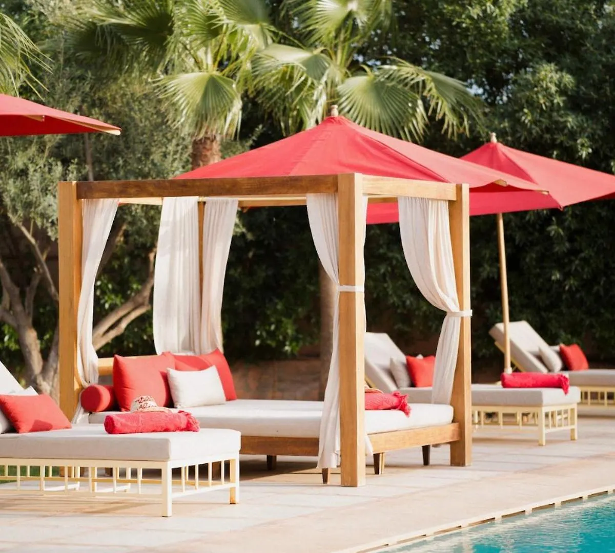 Luxury 5-Suite Villa With Heated Pool, Steam Room & Games Marrákes